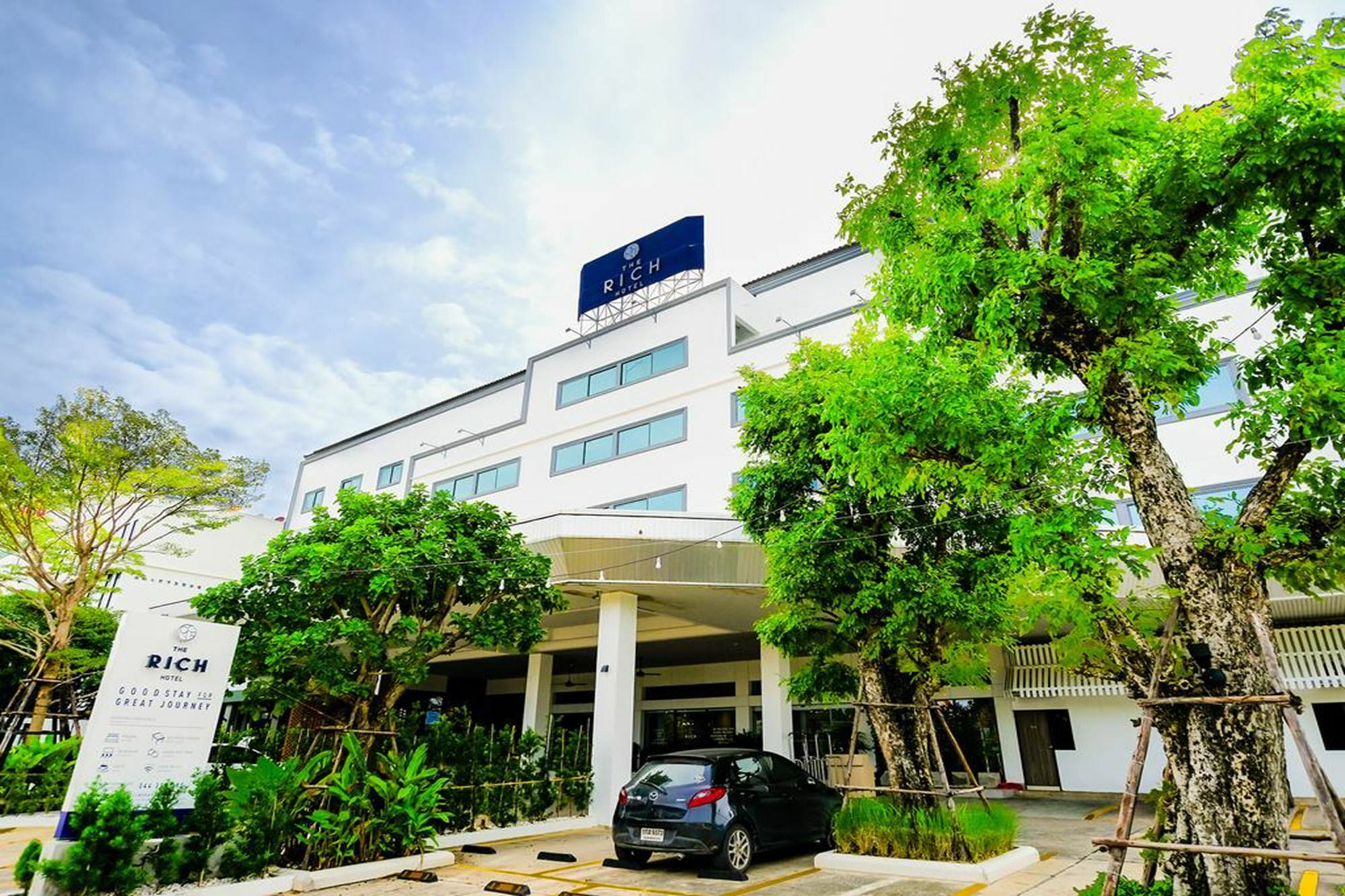 The Rich Hotel Nakhonratchasima Esterno foto